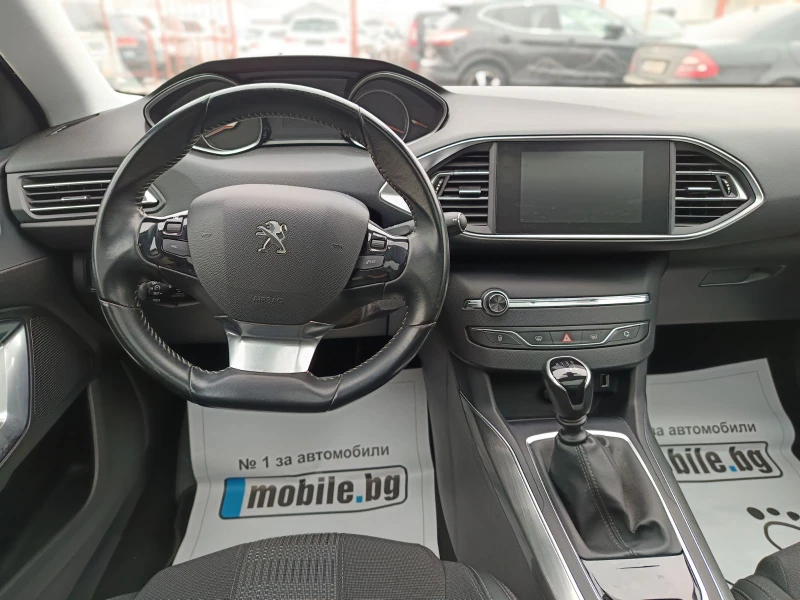 Peugeot 308 Premium + Panorama, снимка 17 - Автомобили и джипове - 48718166