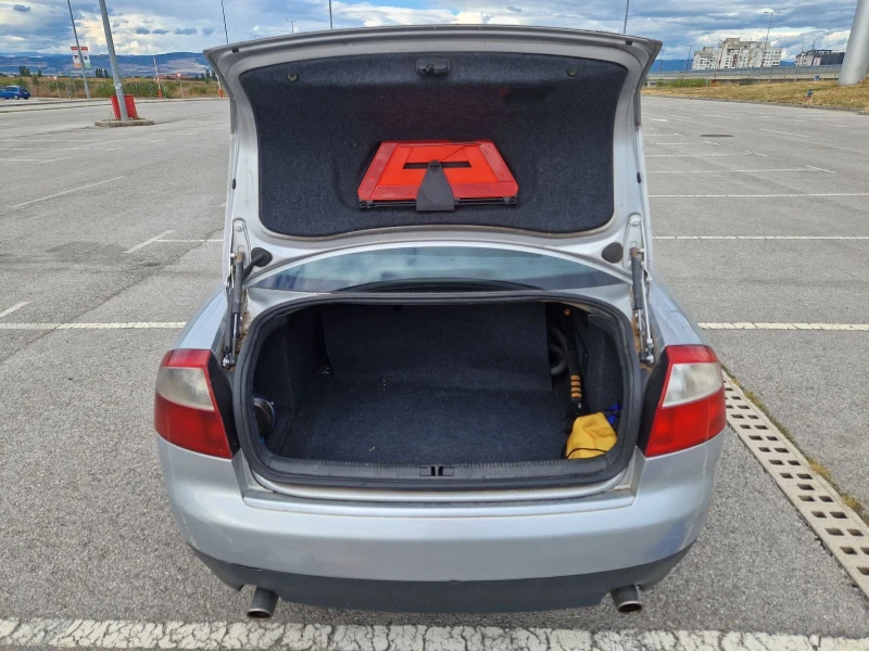 Audi A4 1.8t quattro, снимка 6 - Автомобили и джипове - 52308061