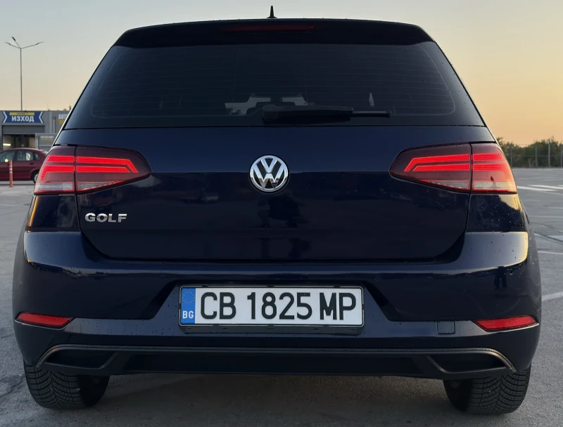 VW Golf, снимка 5 - Автомобили и джипове - 51668452