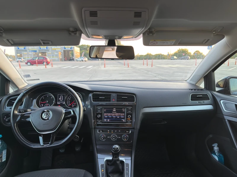 VW Golf, снимка 15 - Автомобили и джипове - 51668452