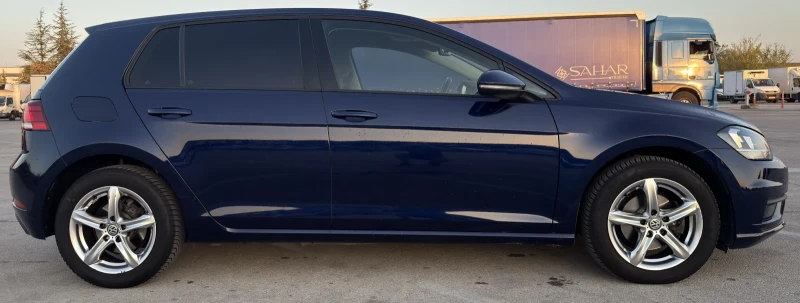VW Golf, снимка 4 - Автомобили и джипове - 51668452