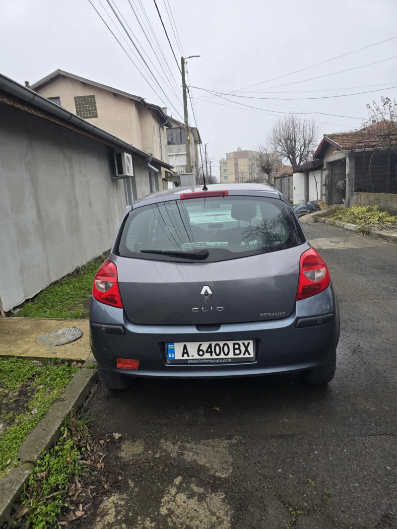 Renault Clio, снимка 3 - Автомобили и джипове - 53296387