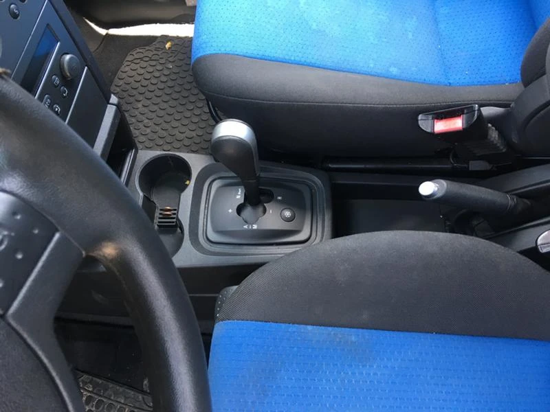 Opel Meriva 1.8 automat, снимка 3 - Автомобили и джипове - 26147902