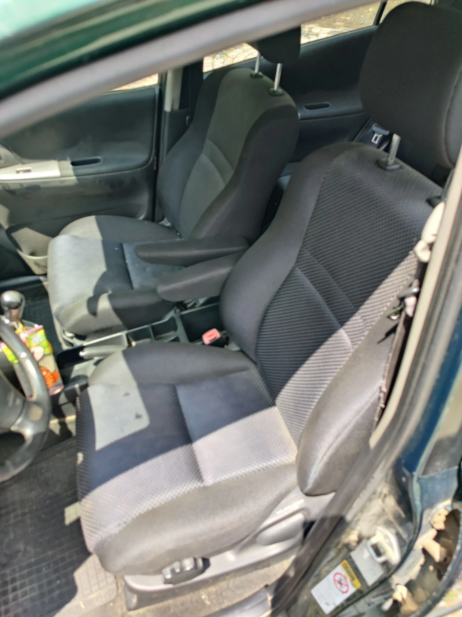 Toyota Corolla verso 2.0 d4d - изображение 8