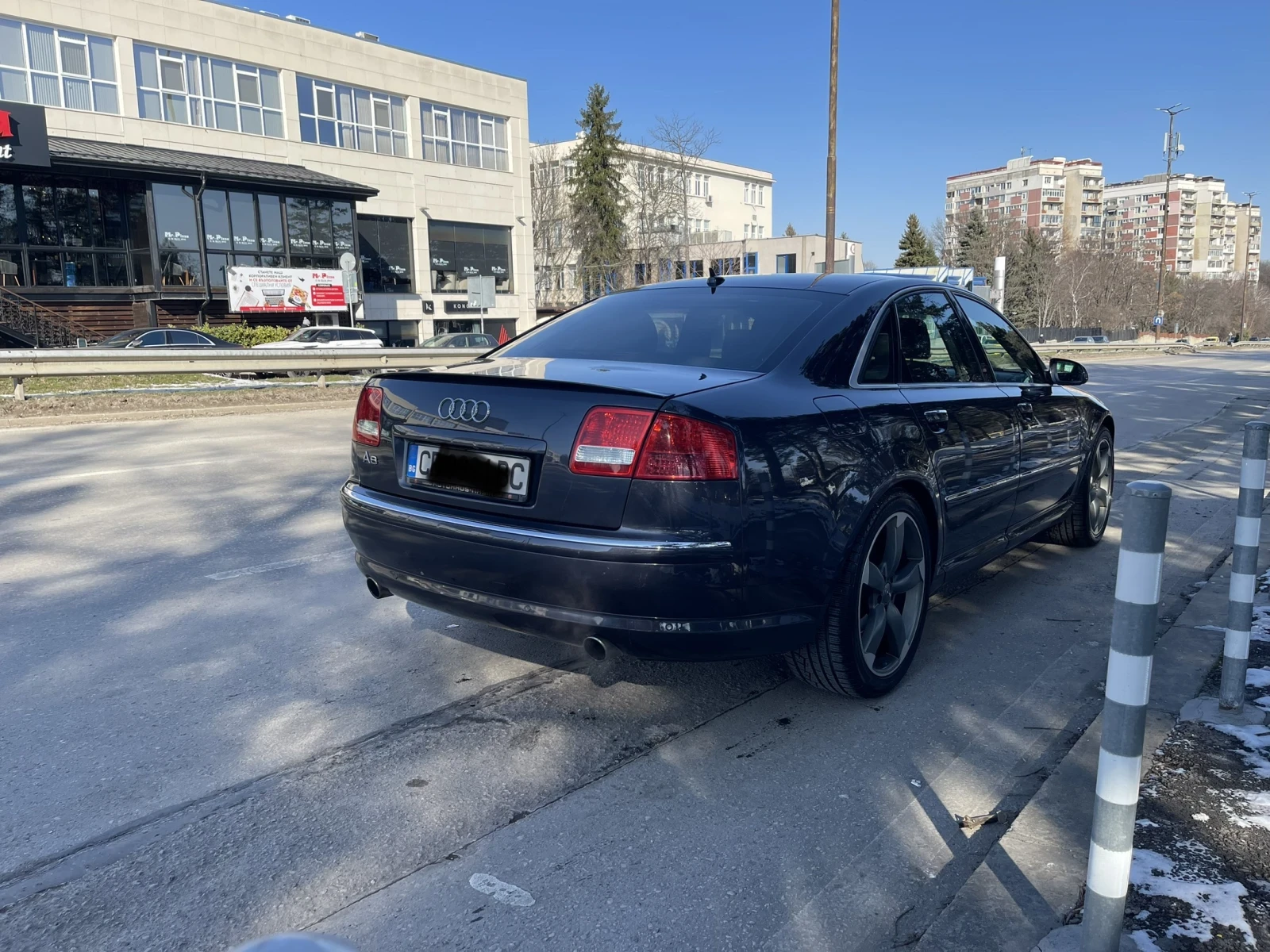 Audi A8 3.2 FSI - изображение 2