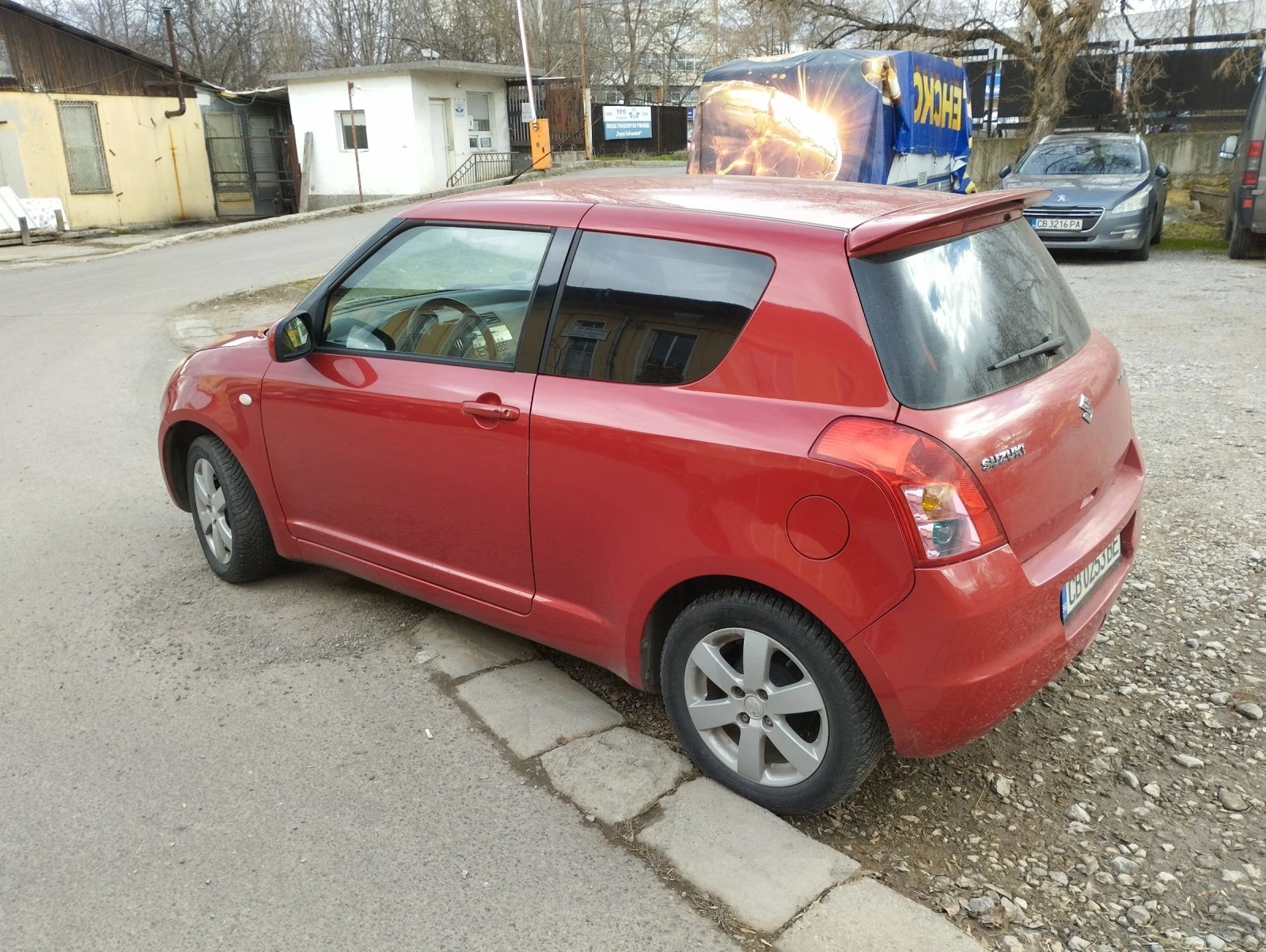 Suzuki Swift  - изображение 2