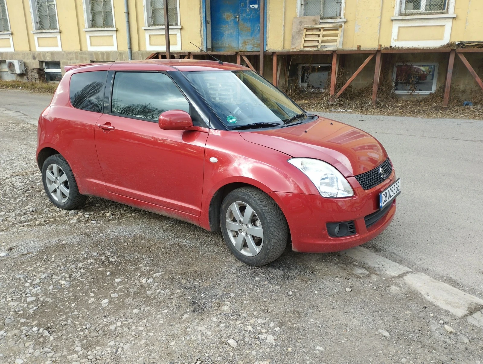 Suzuki Swift  - изображение 4