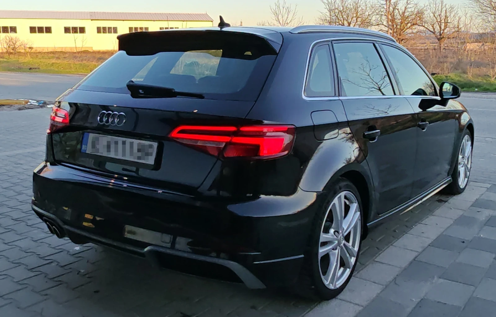 Audi A3 2.0TDI 3xSline FaceLift* Matrix* Navi* Isofix - изображение 2