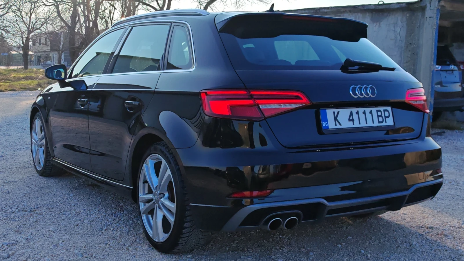 Audi A3 2.0TDI 3xSline FaceLift* Matrix* Navi* Isofix, снимка 3 - Автомобили и джипове - 53718100