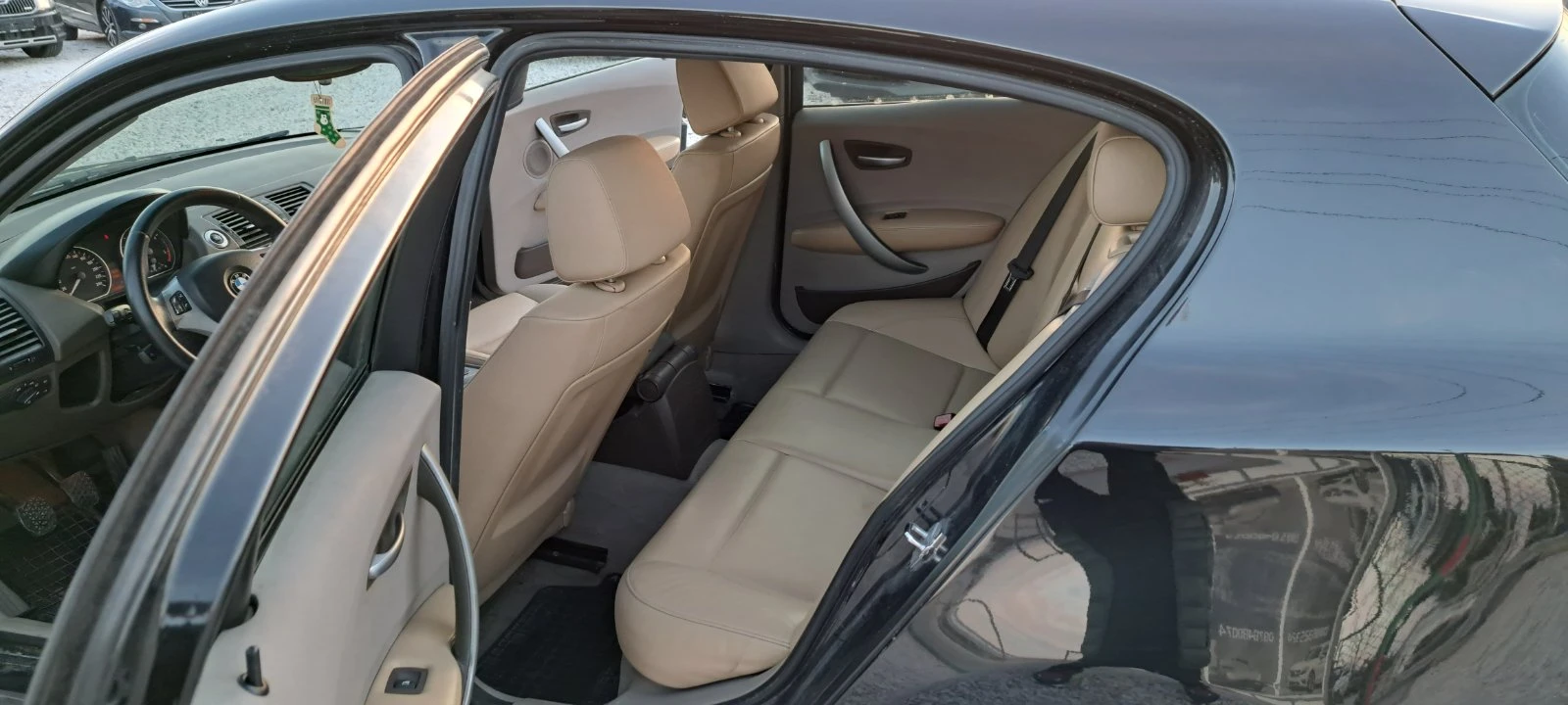 BMW 120 2.0 D 163kc , снимка 15 - Автомобили и джипове - 53772776