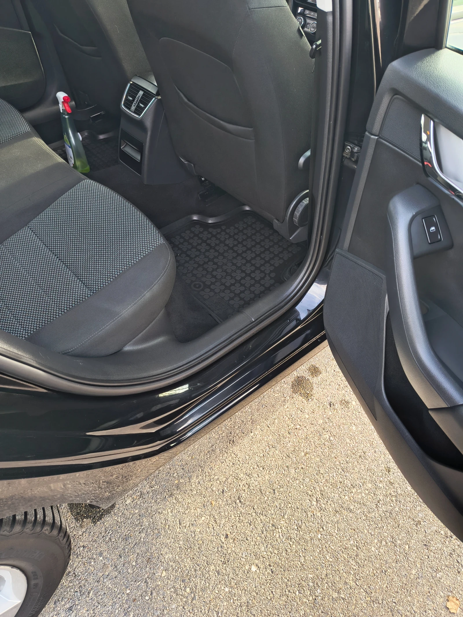 Skoda Octavia, снимка 8 - Автомобили и джипове - 53809200