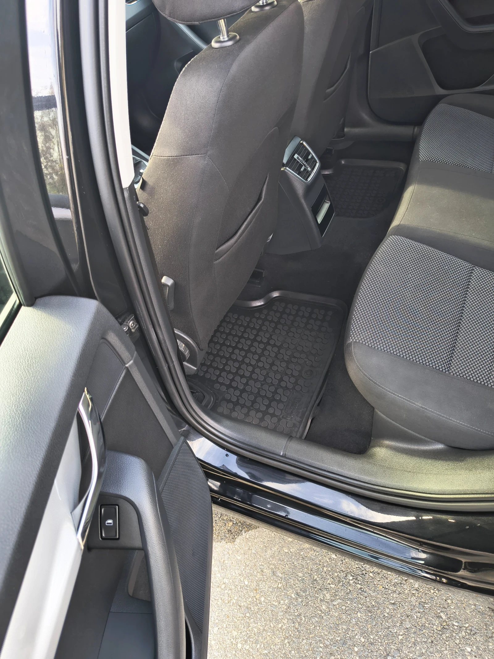 Skoda Octavia, снимка 11 - Автомобили и джипове - 53809200