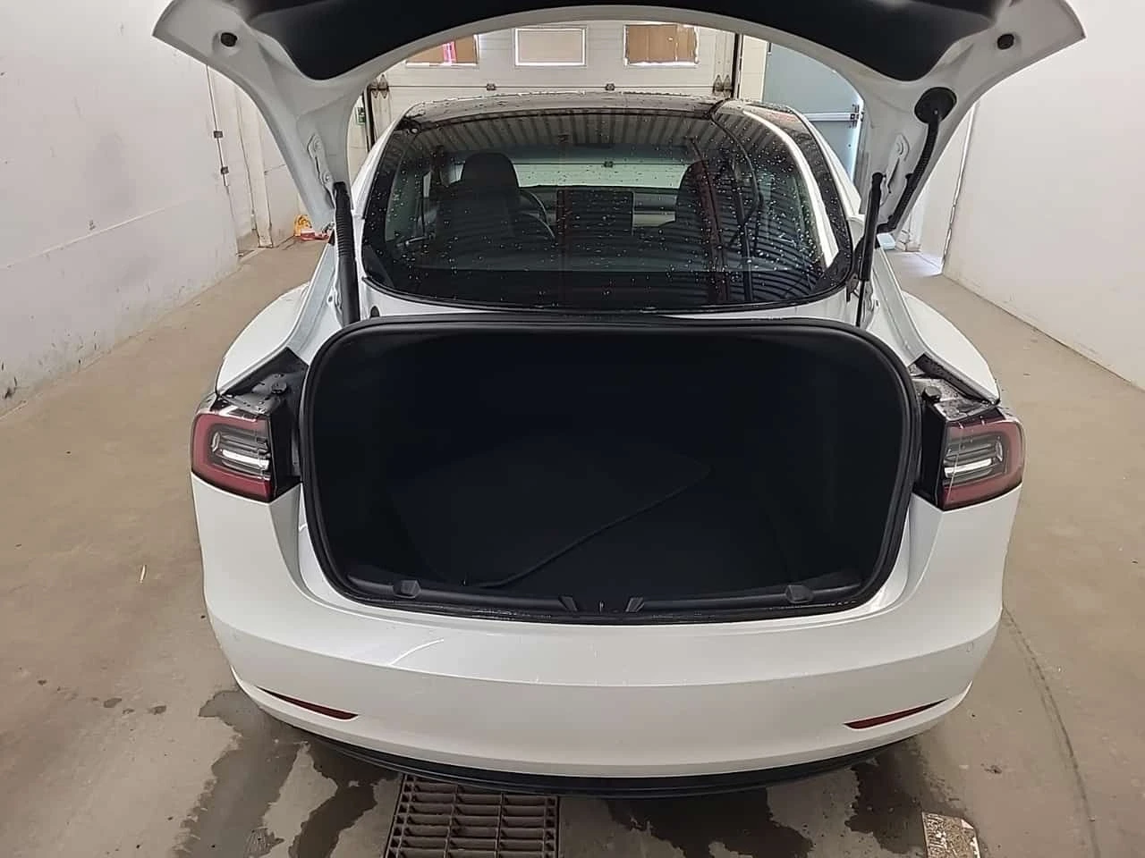 Tesla Model 3  | STANDARD RANGE PLUS | RWD | CARFAX | , снимка 6 - Автомобили и джипове - 54125162