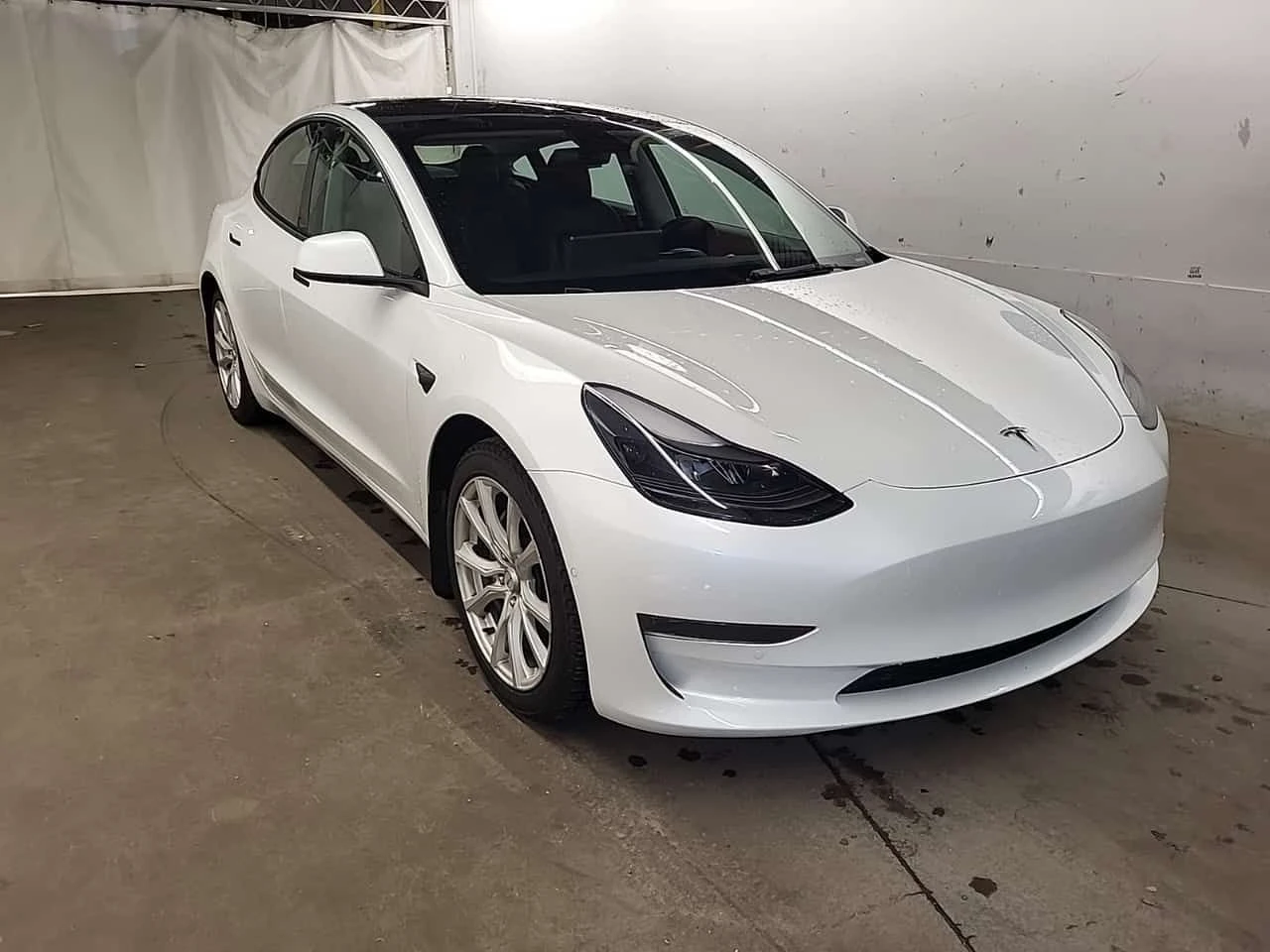 Tesla Model 3  | STANDARD RANGE PLUS | RWD | CARFAX | , снимка 2 - Автомобили и джипове - 54125162