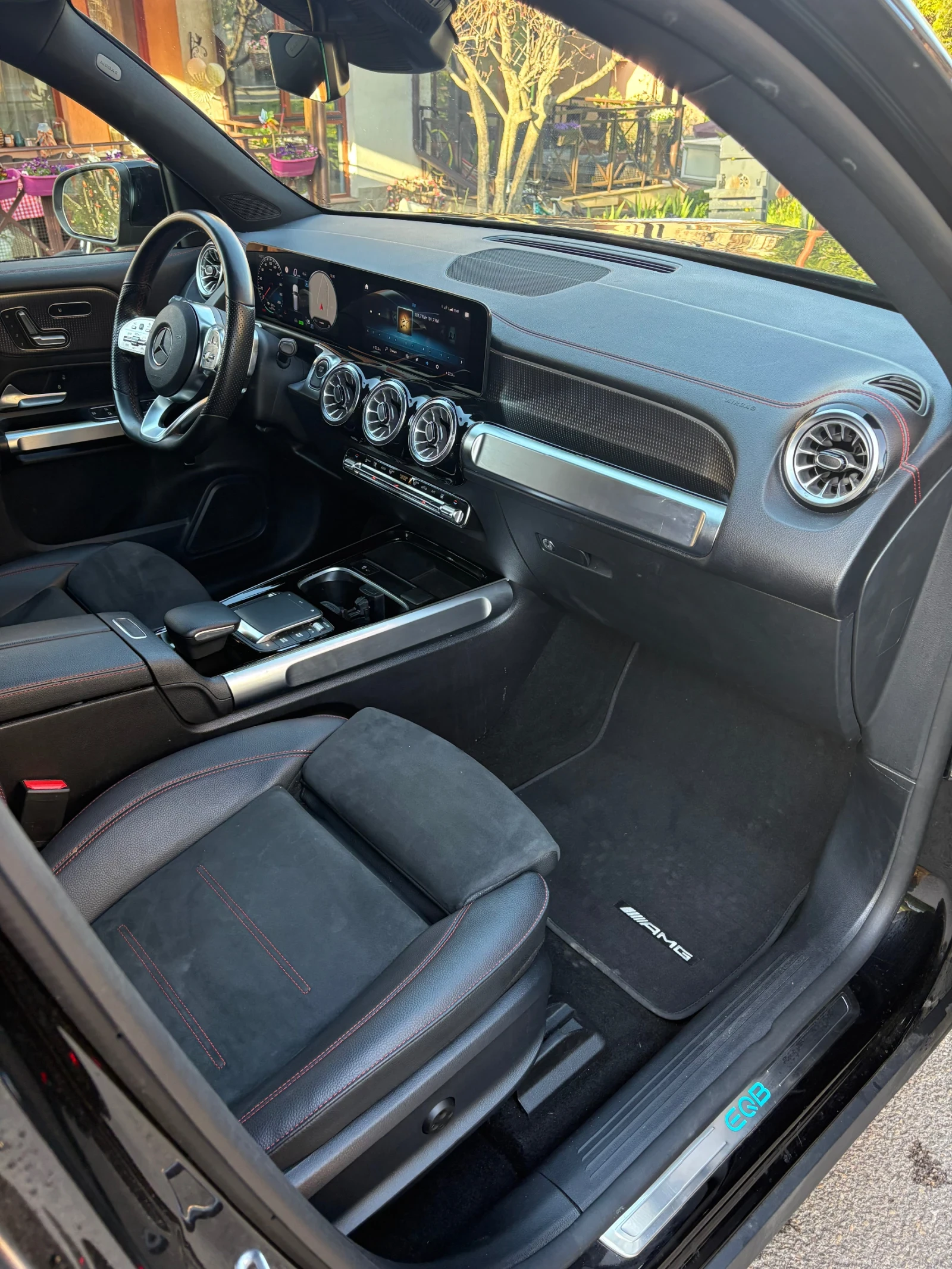 Mercedes-Benz EQB 300, снимка 9 - Автомобили и джипове - 54334969