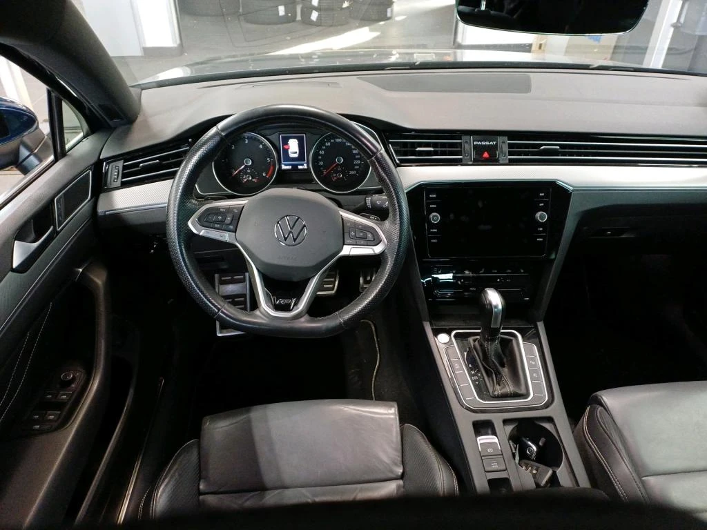 VW Passat R-Line Matrix"IQ.DRIVE"Печка Head-up , снимка 6 - Автомобили и джипове - 54348227