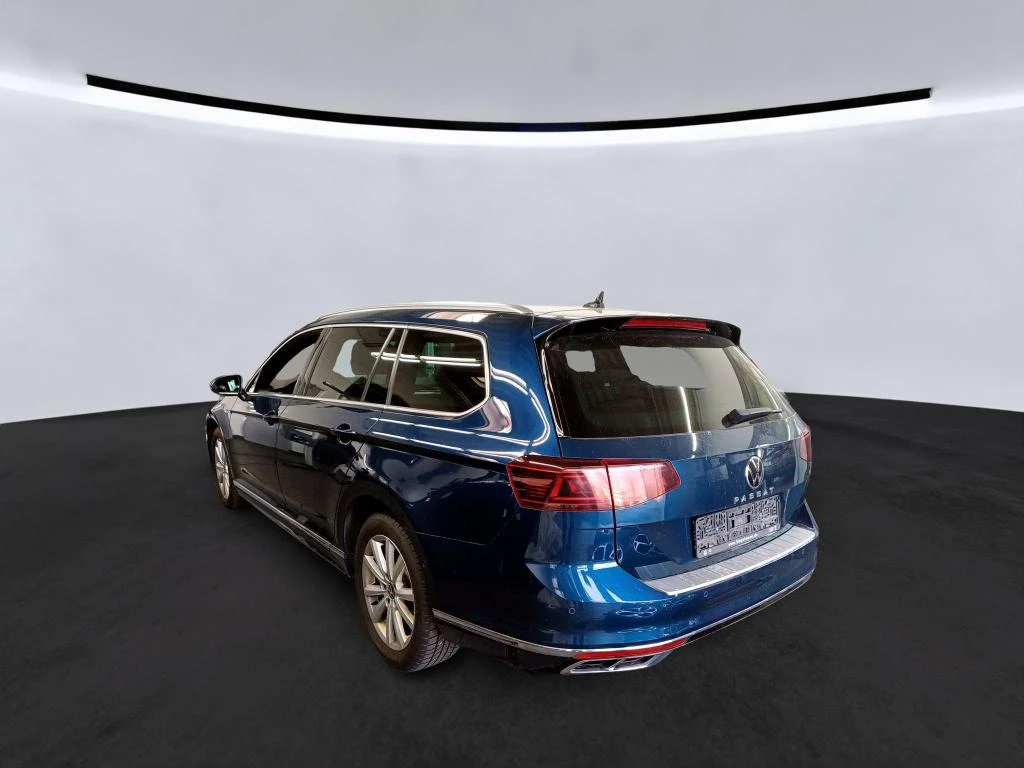 VW Passat R-Line Matrix"IQ.DRIVE"Печка Head-up , снимка 9 - Автомобили и джипове - 54348227