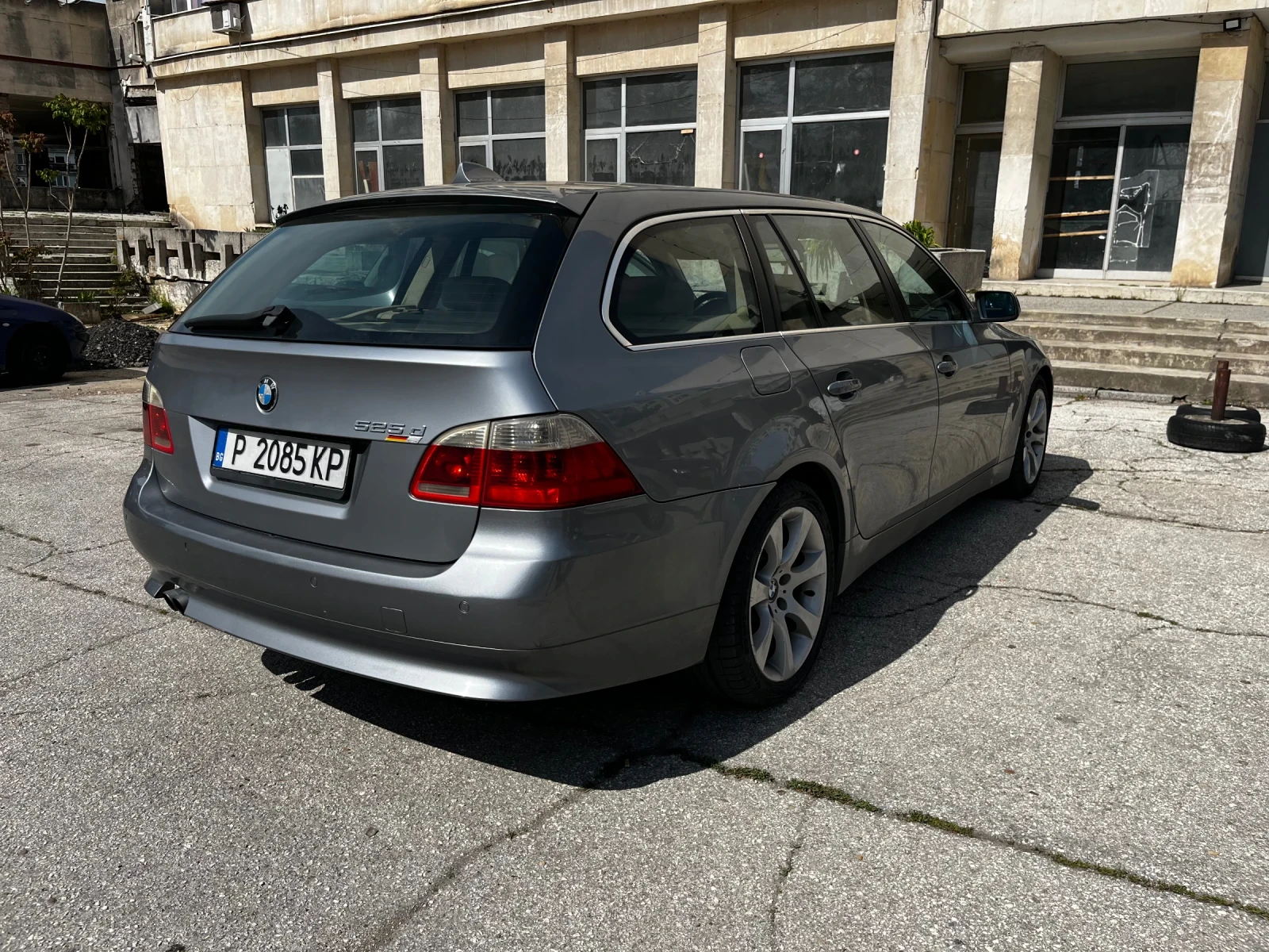 BMW 525 2.5, снимка 3 - Автомобили и джипове - 54493532