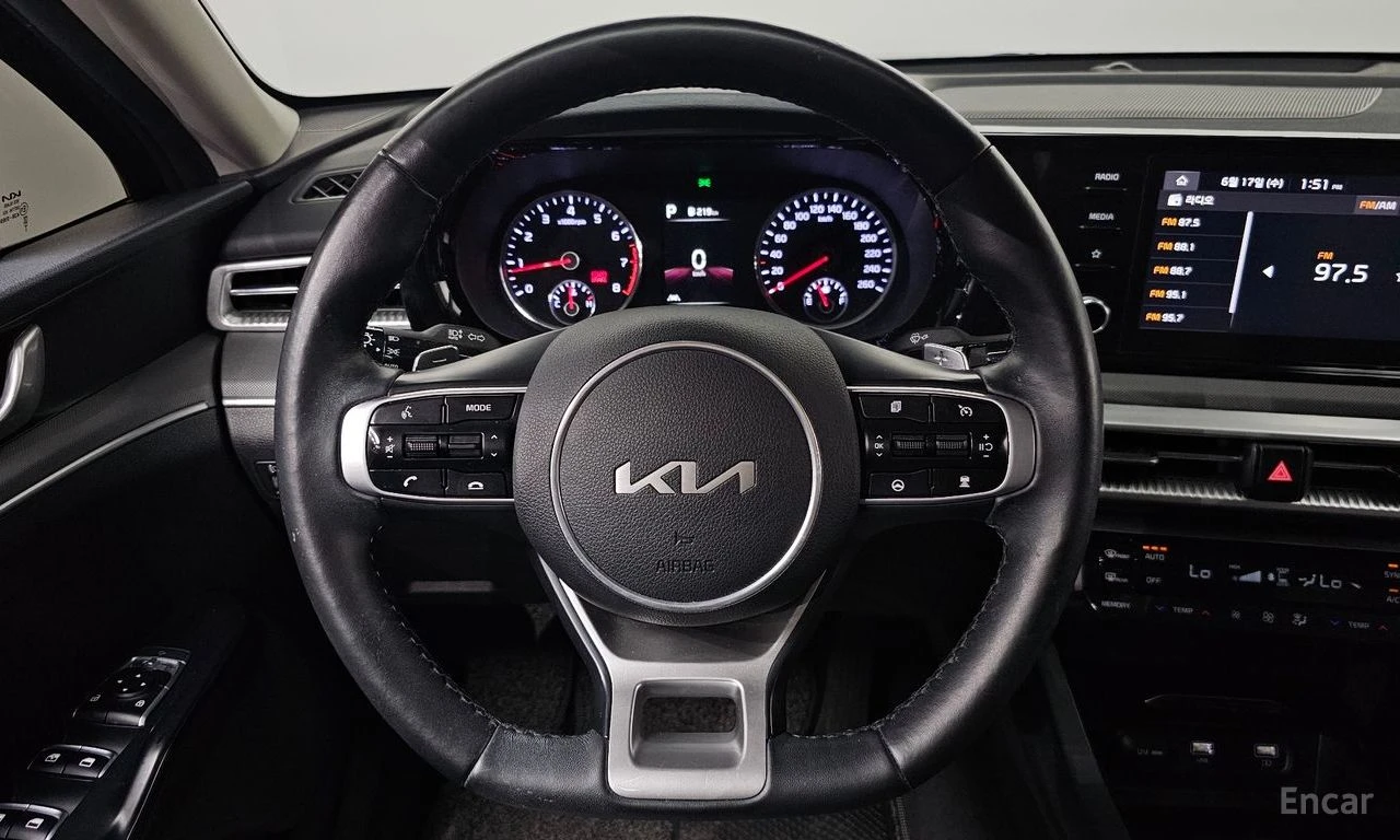 Kia K5 1.6* TURBO* PRESTIGE* ПОДГРЕВ* ОБДУХВАНЕ* КАМЕРА* , снимка 9 - Автомобили и джипове - 55035984