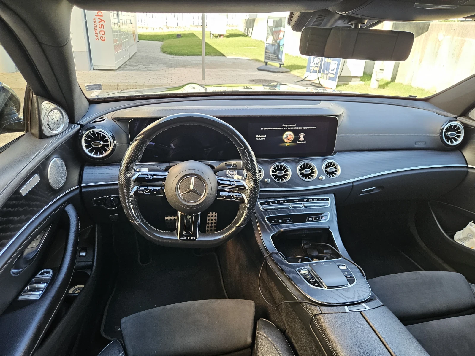 Mercedes-Benz E 220  AMG FACELIFT 4MATIC, снимка 15 - Автомобили и джипове - 55673679