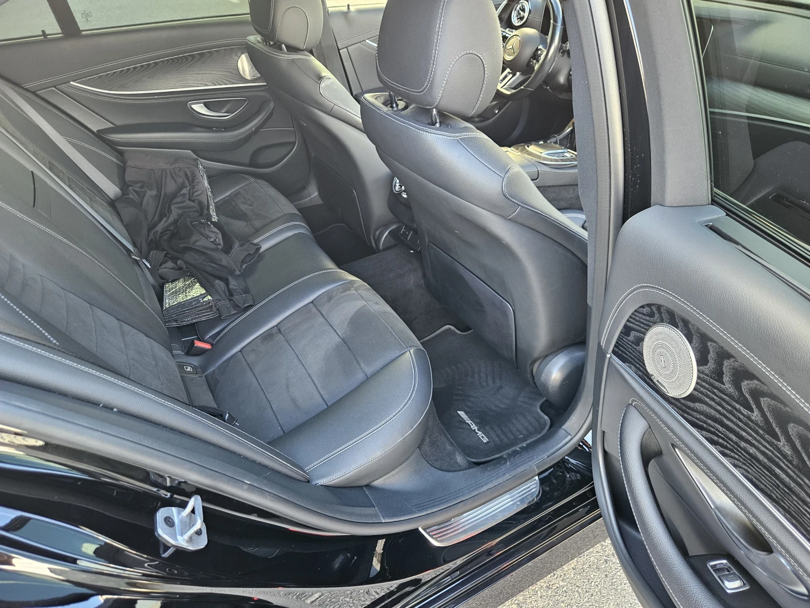 Mercedes-Benz E 220  AMG FACELIFT 4MATIC, снимка 14 - Автомобили и джипове - 55673679