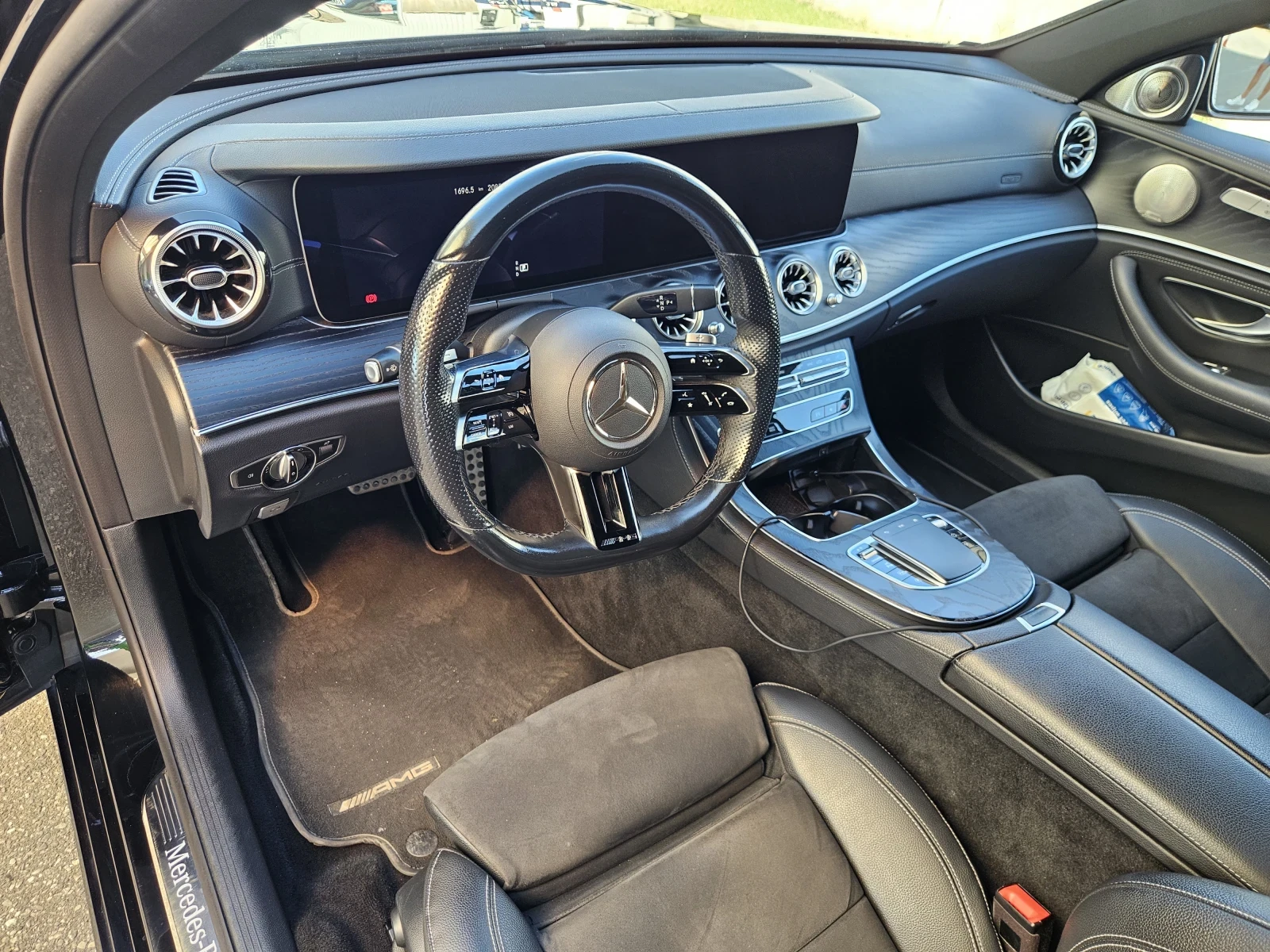 Mercedes-Benz E 220  AMG FACELIFT 4MATIC, снимка 10 - Автомобили и джипове - 55673679
