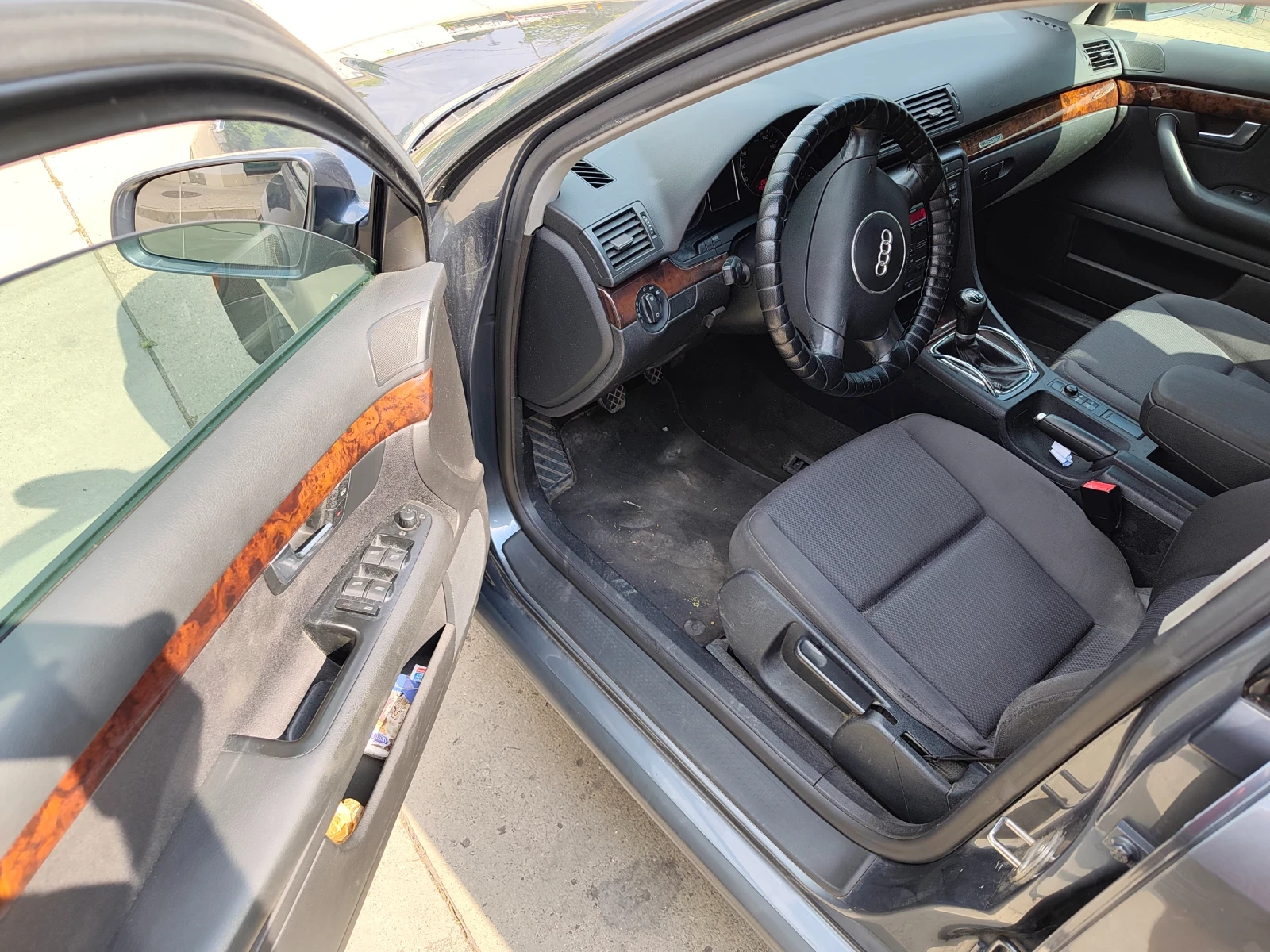 Audi A4 1.8 Turbo, снимка 5 - Автомобили и джипове - 55825844