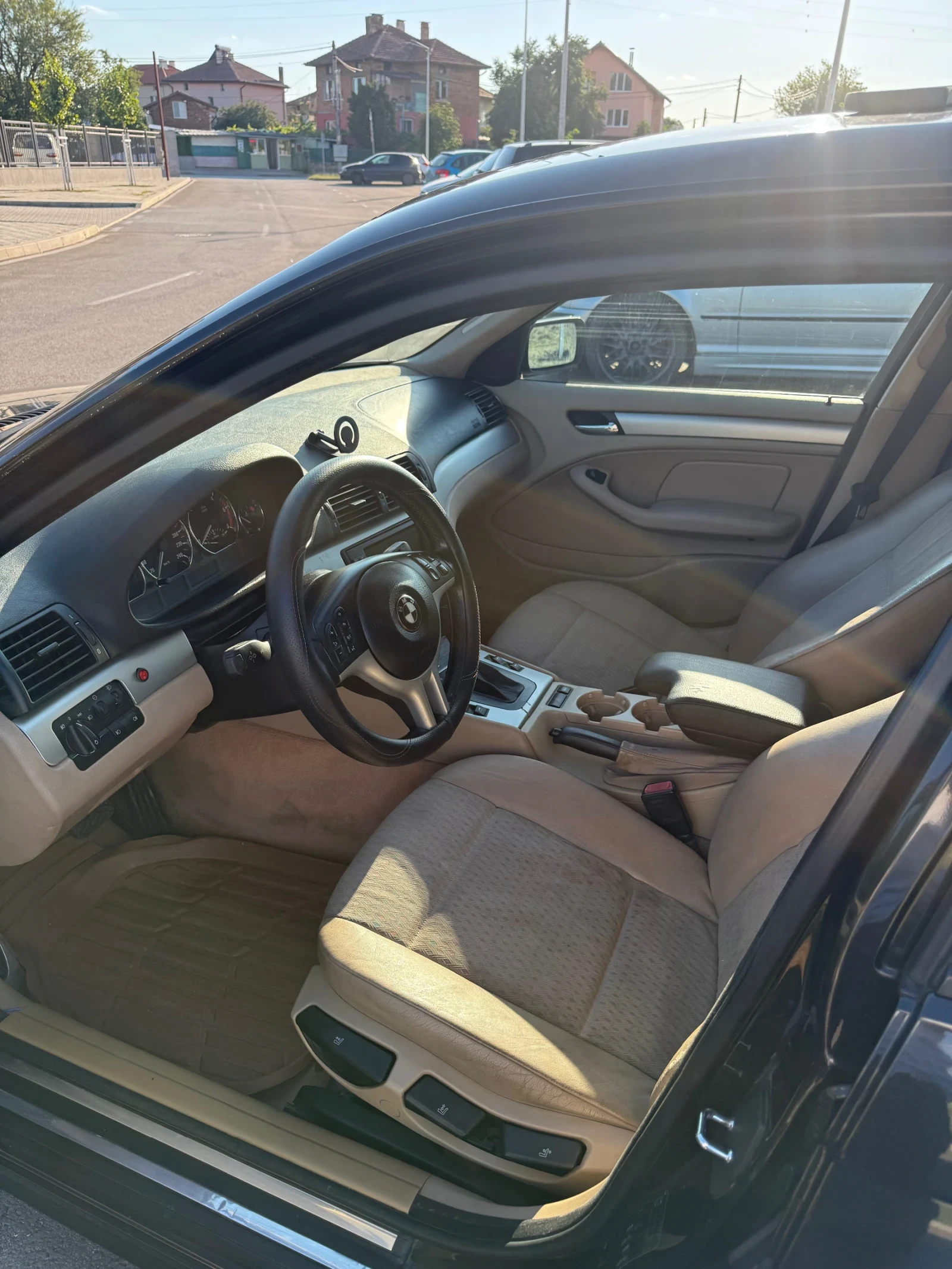 BMW 330, снимка 7 - Автомобили и джипове - 55931127