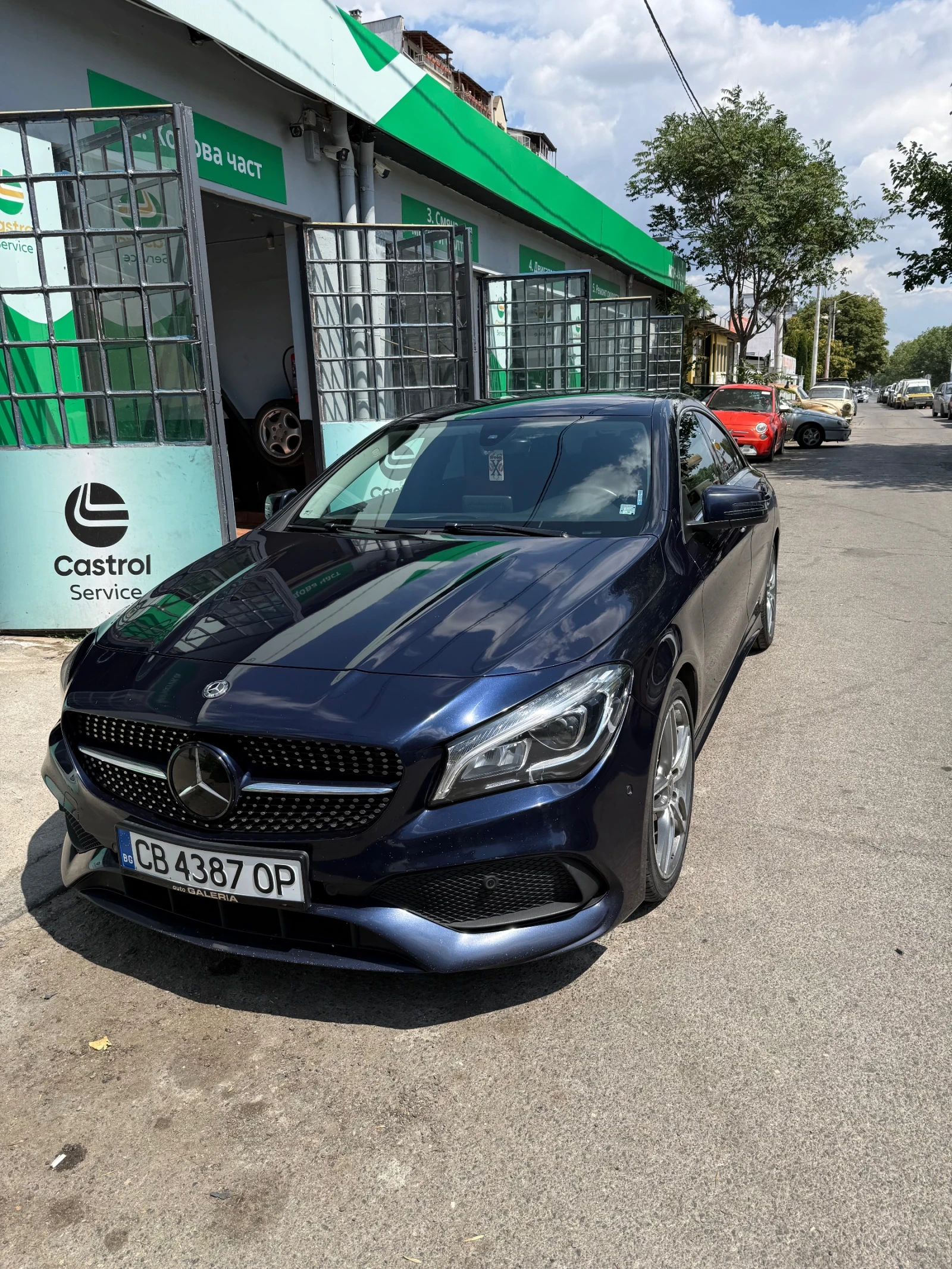 Mercedes-Benz CLA 200