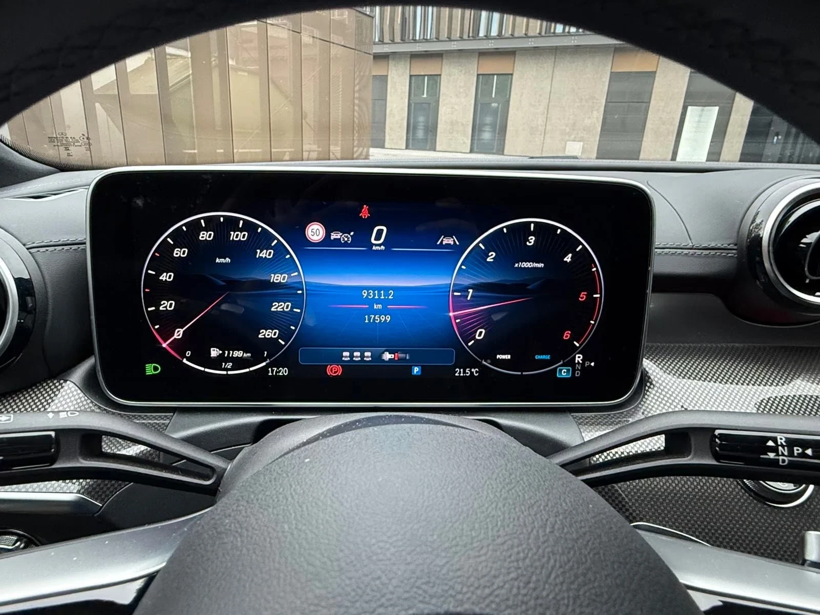 Mercedes-Benz C 220 d* 4Matic* AMG* Kamera, снимка 14 - Автомобили и джипове - 56160142