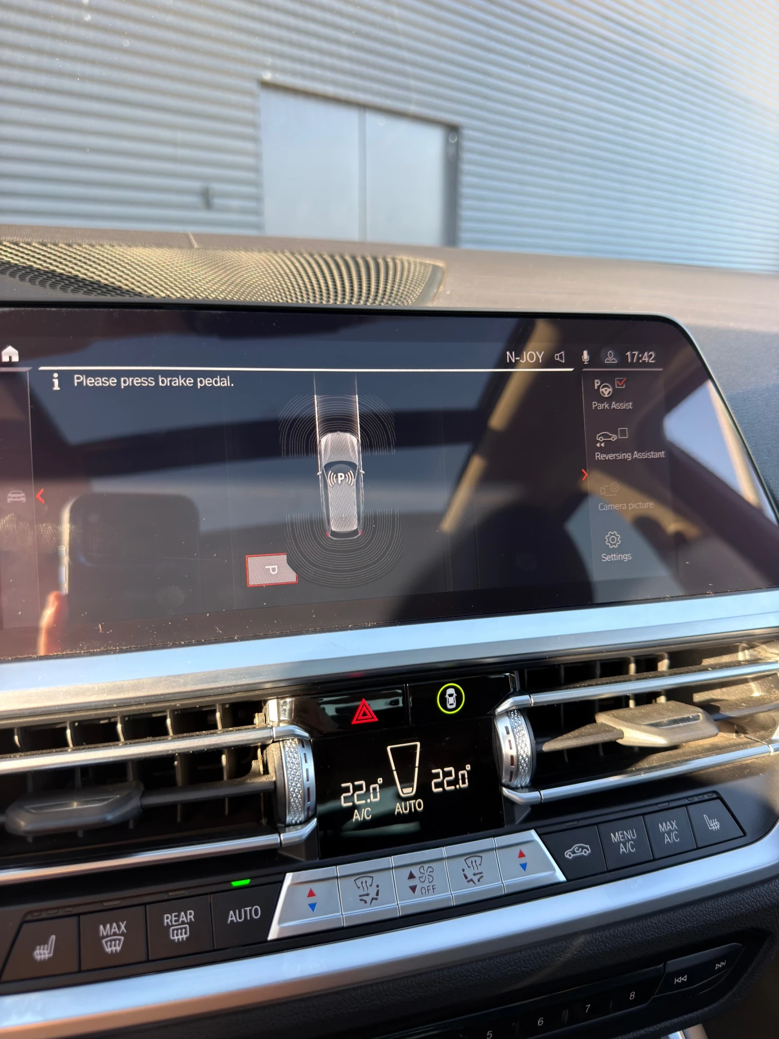 BMW 320, снимка 12 - Автомобили и джипове - 56462451