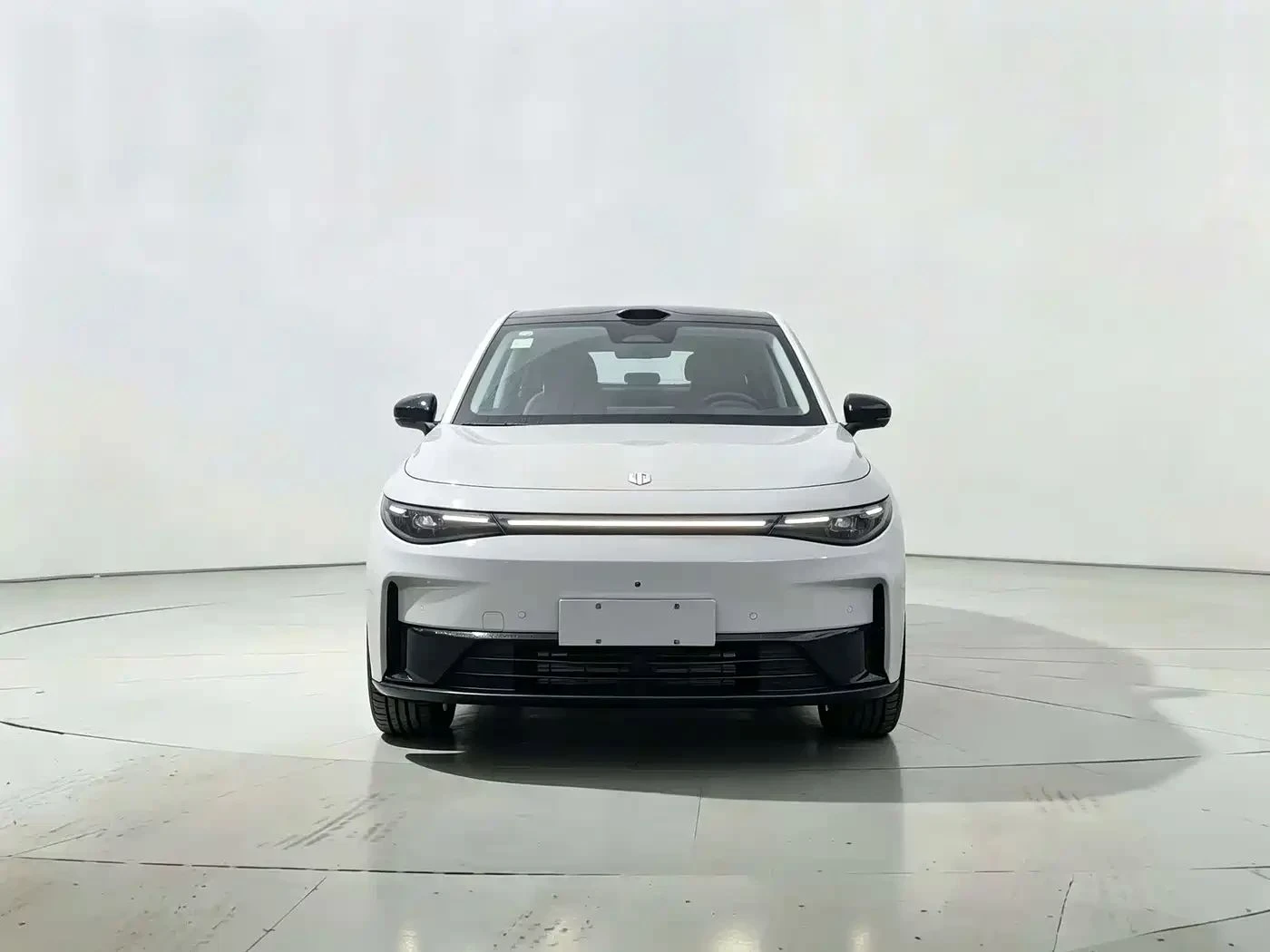 Leapmotor C10, снимка 5 - Автомобили и джипове - 56688401