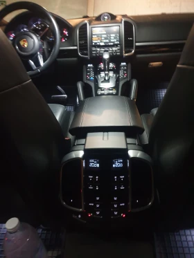 Porsche Cayenne Турбо S, снимка 10