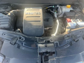 Chevrolet Captiva 2.4i 4x4 Avtomat, снимка 13