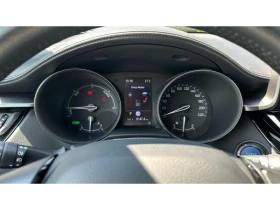 Toyota C-HR 2.0 HSD Club | Mobile.bg    14