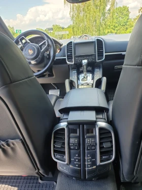 Porsche Cayenne Турбо S, снимка 6 - Автомобили и джипове - 53315254