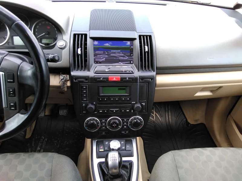 Land Rover Freelander 2.2 HDI 160 Hp. STd4, снимка 10 - Автомобили и джипове - 47569703