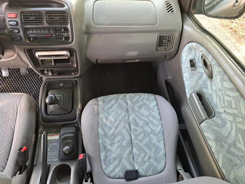 Suzuki Grand vitara Без ръжди.Работещ климатик.ГАЗ., снимка 14 - Автомобили и джипове - 51337756