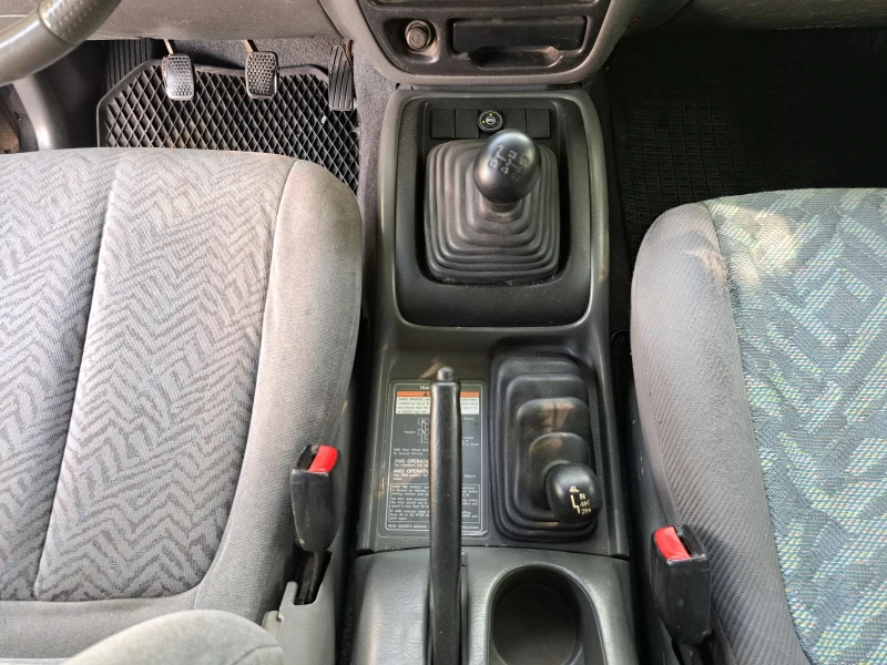 Suzuki Grand vitara Без ръжди.Работещ климатик.ГАЗ., снимка 13 - Автомобили и джипове - 51337756