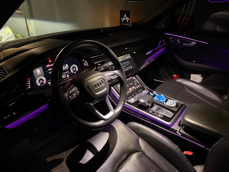 Audi Q7, снимка 6 - Автомобили и джипове - 52125172