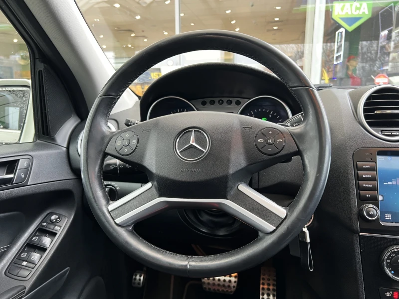 Mercedes-Benz ML 350 CDI/AMG/4-MATIC/AIRMATIC/, снимка 10 - Автомобили и джипове - 53209816
