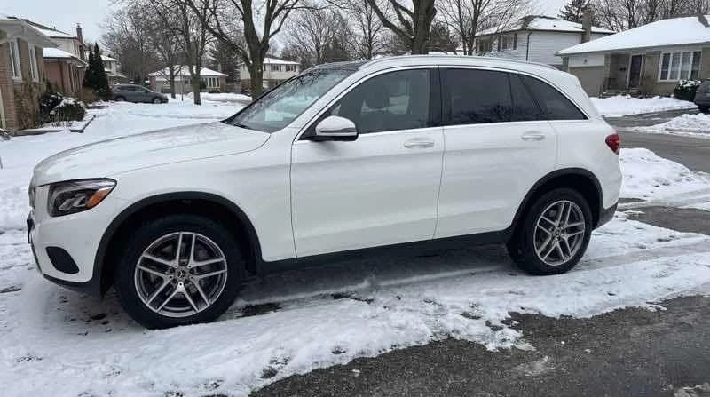 Mercedes-Benz GLC 300 2018 4MATIC * БЕЗ ПЪРВОНАЧАЛНА ВНОСКА* , снимка 3 - Автомобили и джипове - 53282268