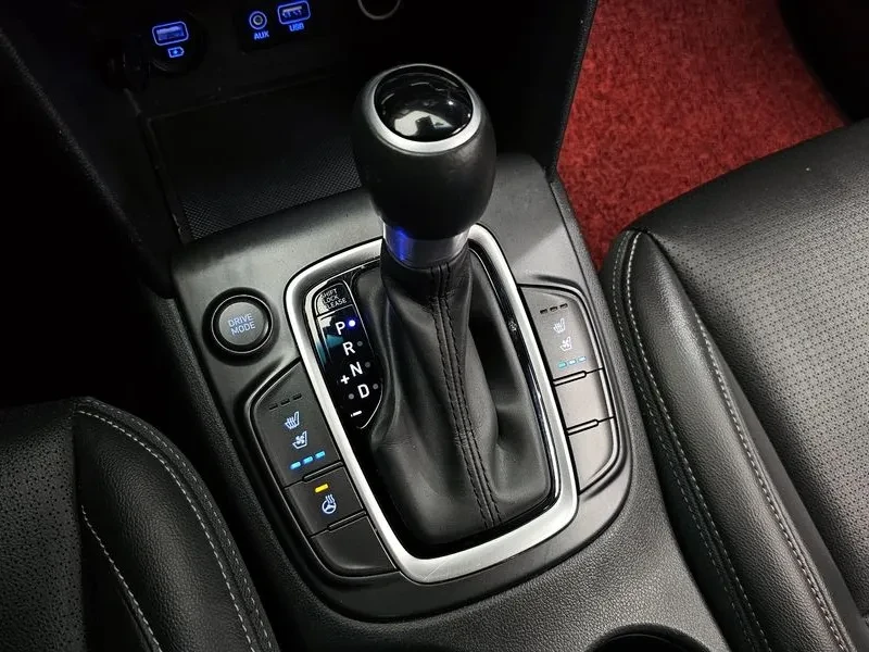 Hyundai Kona 1.6, снимка 9 - Автомобили и джипове - 54639997
