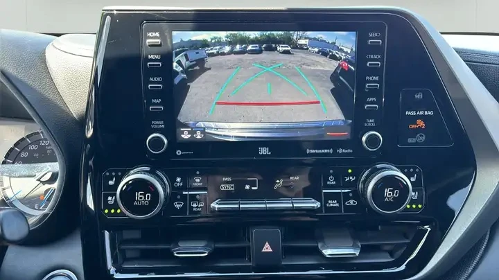 Toyota Highlander * Hybrid Limited AWD * CARFAX * 8 Местен * , снимка 13 - Автомобили и джипове - 55515924