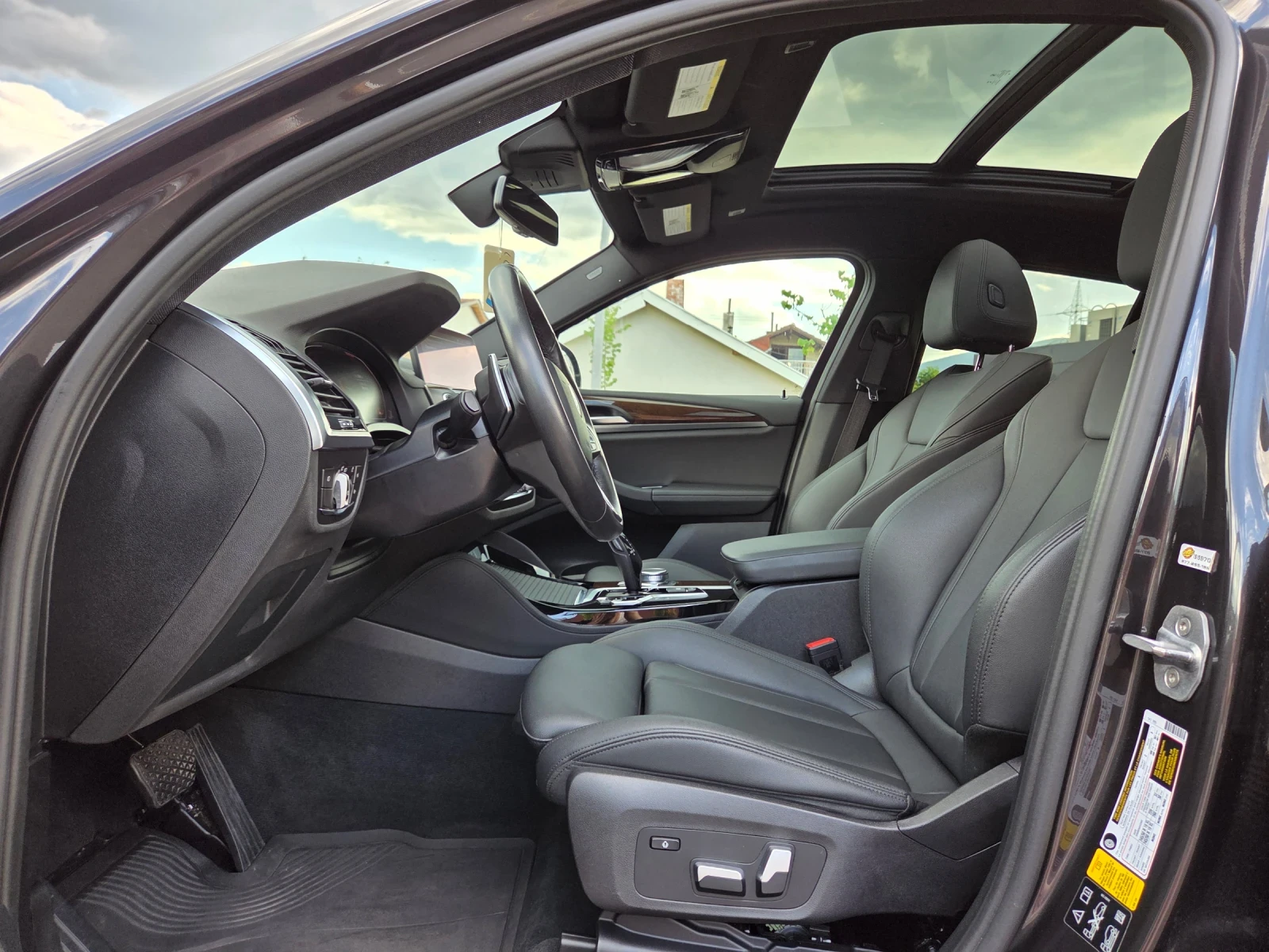 BMW X4 Panorama/ Head up/ Keyless go/ 30000km - изображение 7