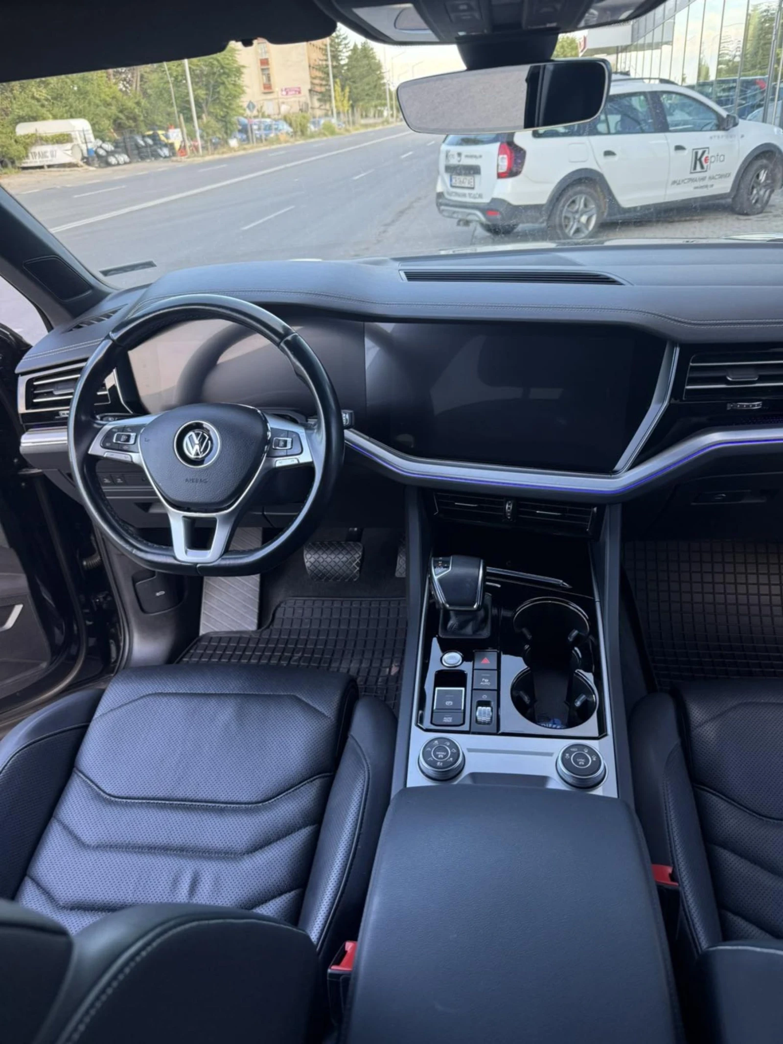 VW Touareg 3.0 TDI 286kc. | Mobile.bg   11