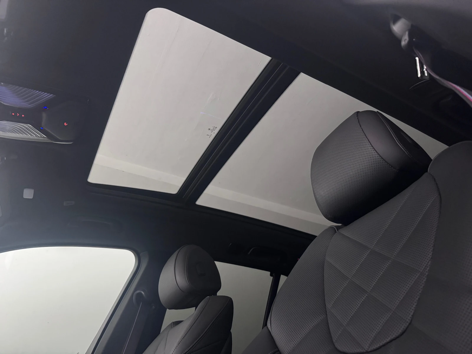 BMW X5 30d* Xdrive* 2025* 37KM* R22* M Pack* NOV*  | Mobile.bg � ����������� 12