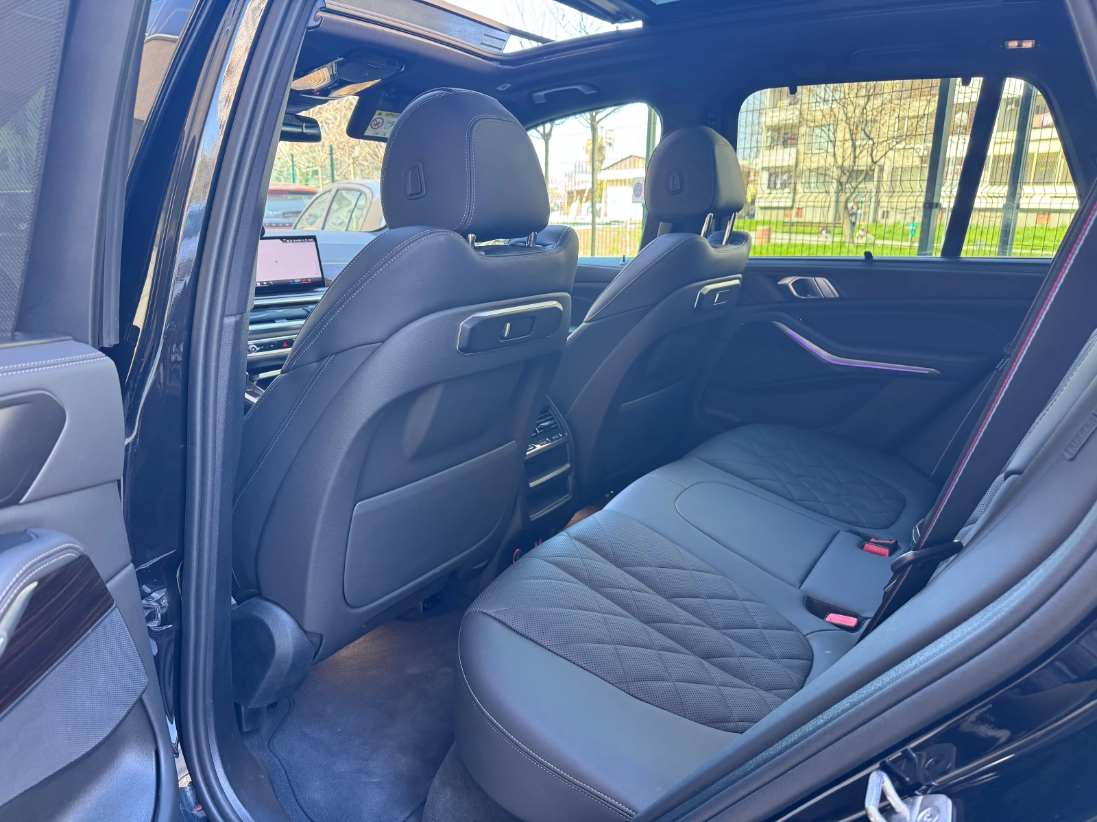 BMW X5 30d* PANO* Xdrive* 2025* 37KM* R22* M Sport* NOV* , снимка 10 - Автомобили и джипове - 53622328