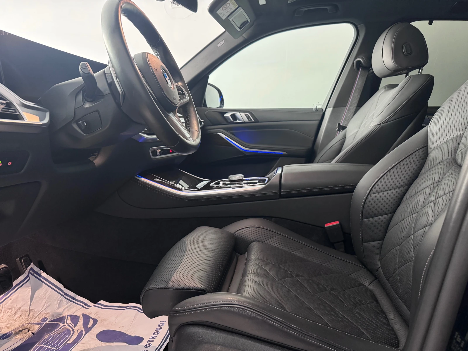 BMW X5 30d* Xdrive* 2025* 37KM* R22* M Pack* NOV*  | Mobile.bg � ����������� 10