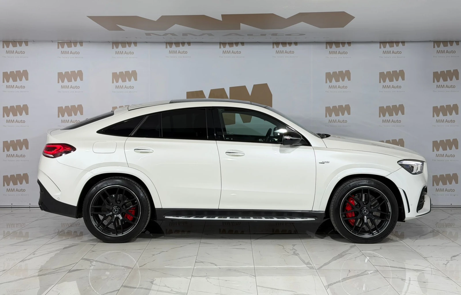 Mercedes-Benz GLE 53 4MATIC + Coupe* HuD* Pano* Вентилация* 360* Night, снимка 2 - Автомобили и джипове - 53912168